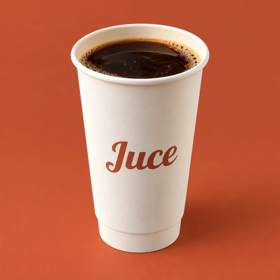 Americano dans son contenant Juce
