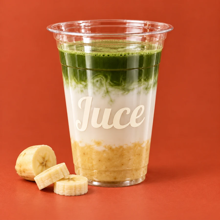 Caramelized banana matcha dans son contenant Juce